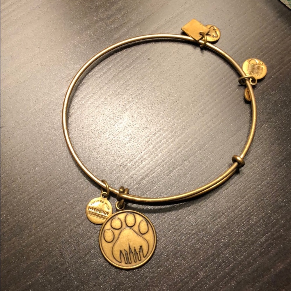Paw print bangle